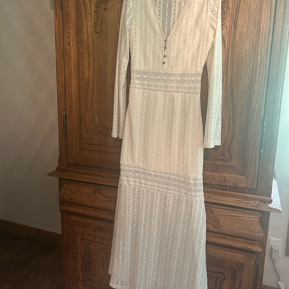 Long Sleeve Cream Lace Maxi Dress with V-Neck Detail